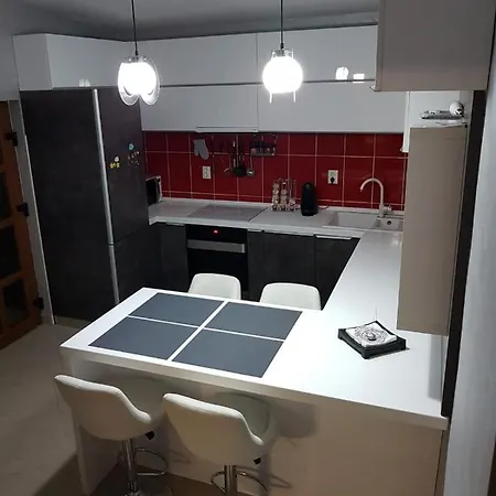 Nomi Central Apartment Targu Mures Exterior photo