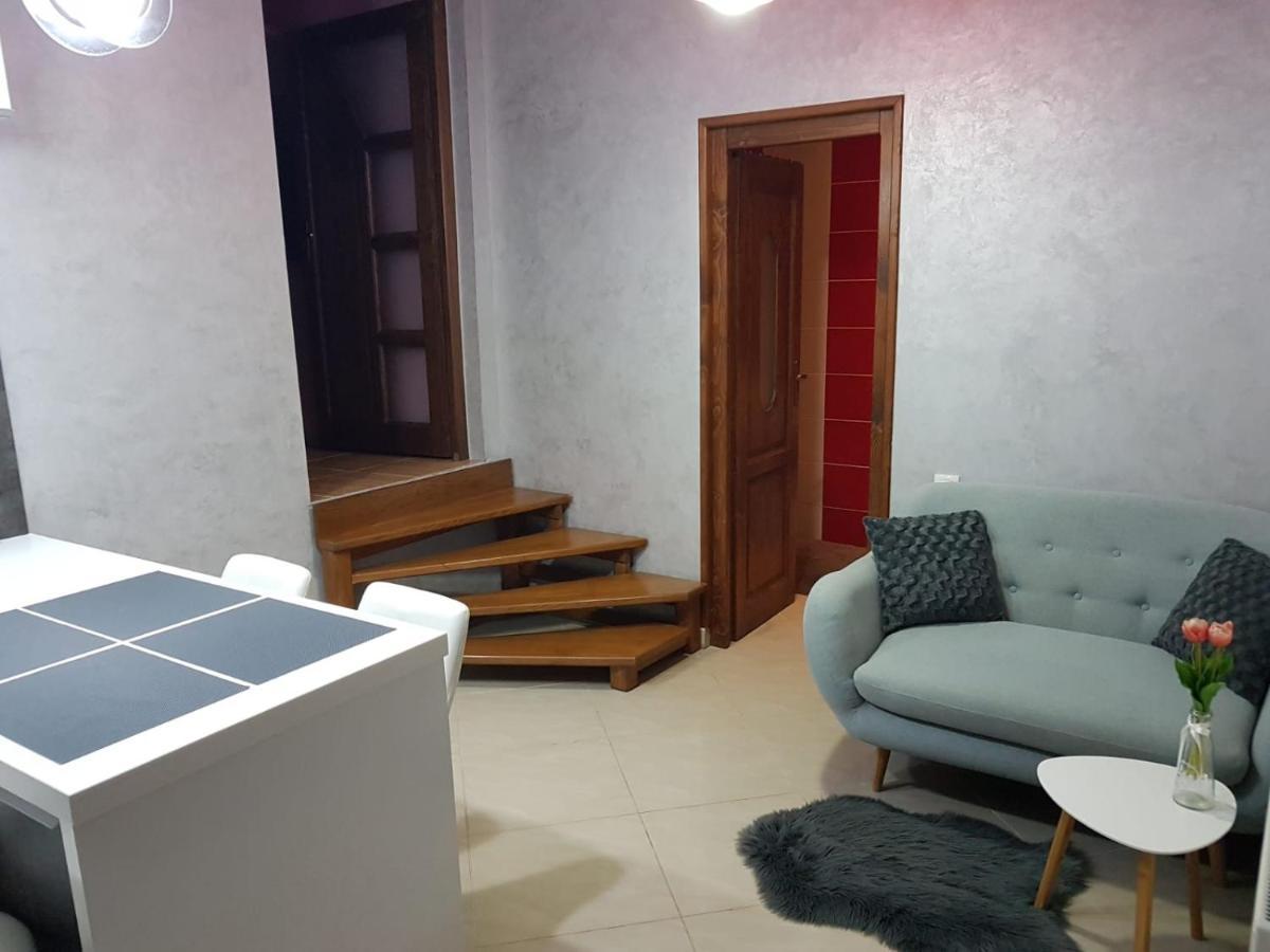 Nomi Apartment Targu Mures